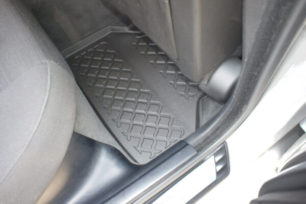 Guminiai kilimėliai BMW 5 serija E60/E61 (2003-2010) su borteliais - Image 10