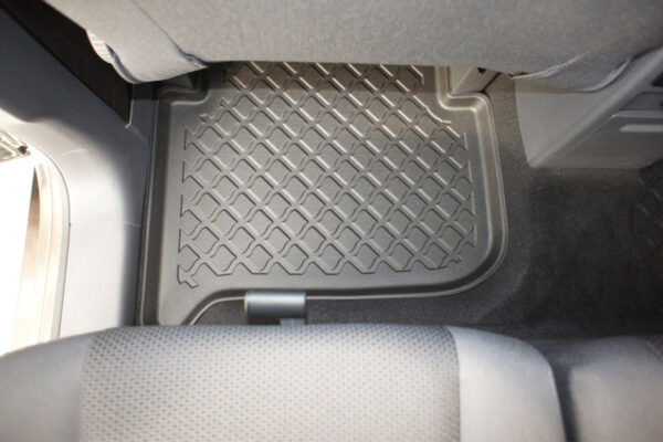 Guminiai kilimėliai Volkswagen Touran I (2003-2015) 5 vietų su borteliais - Image 3