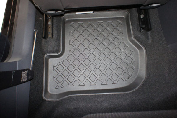 Guminiai kilimėliai Volkswagen Golf VI (2008-2013) su borteliais - Image 3
