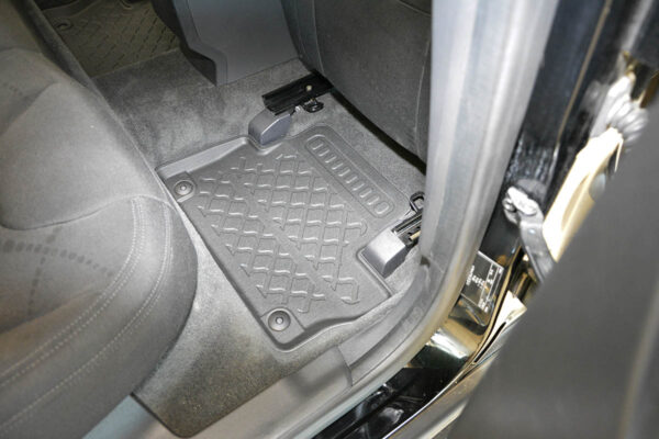 Guminiai kilimėliai Volvo XC60 I (2008-2017) su borteliais - Image 8