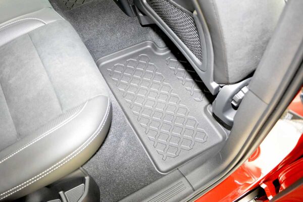Guminiai kilimėliai Volvo XC40 2017➝ su borteliais - Image 2
