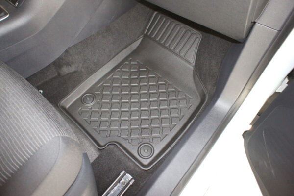 Guminiai kilimėliai Volkswagen Tiguan I (2007-2016) su borteliais - Image 6