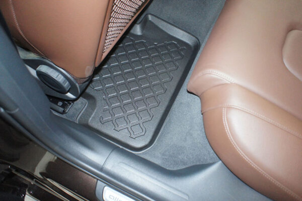 Guminiai kilimėliai Audi A4 B8 (2007-2015) su borteliais - Image 3