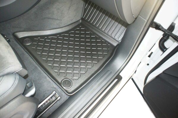 Guminiai kilimėliai Audi Q5 I (2008-2016) su borteliais - Image 6