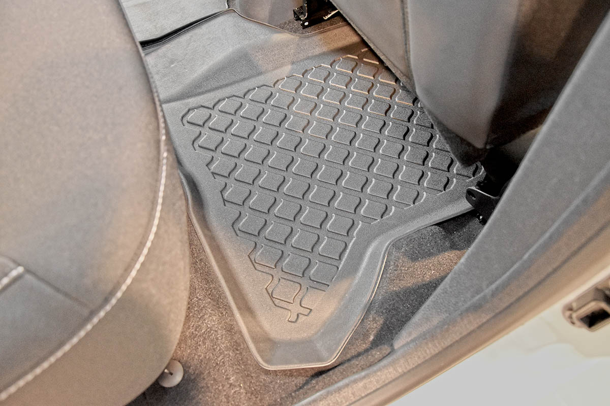 Guminiai kilimėliai Dacia Dokker (2012-2021) su borteliais - Image 2
