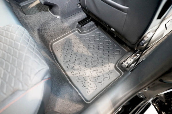 Guminiai kilimėliai Volkswagen Golf VIII 2020➝ Universalas su borteliais - Image 3