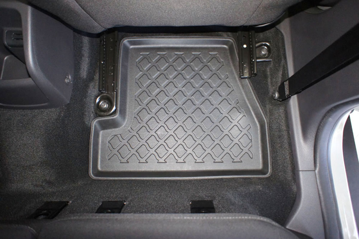 Guminiai kilimėliai Ford Focus MK3 (2010-2018) su borteliais - Image 2