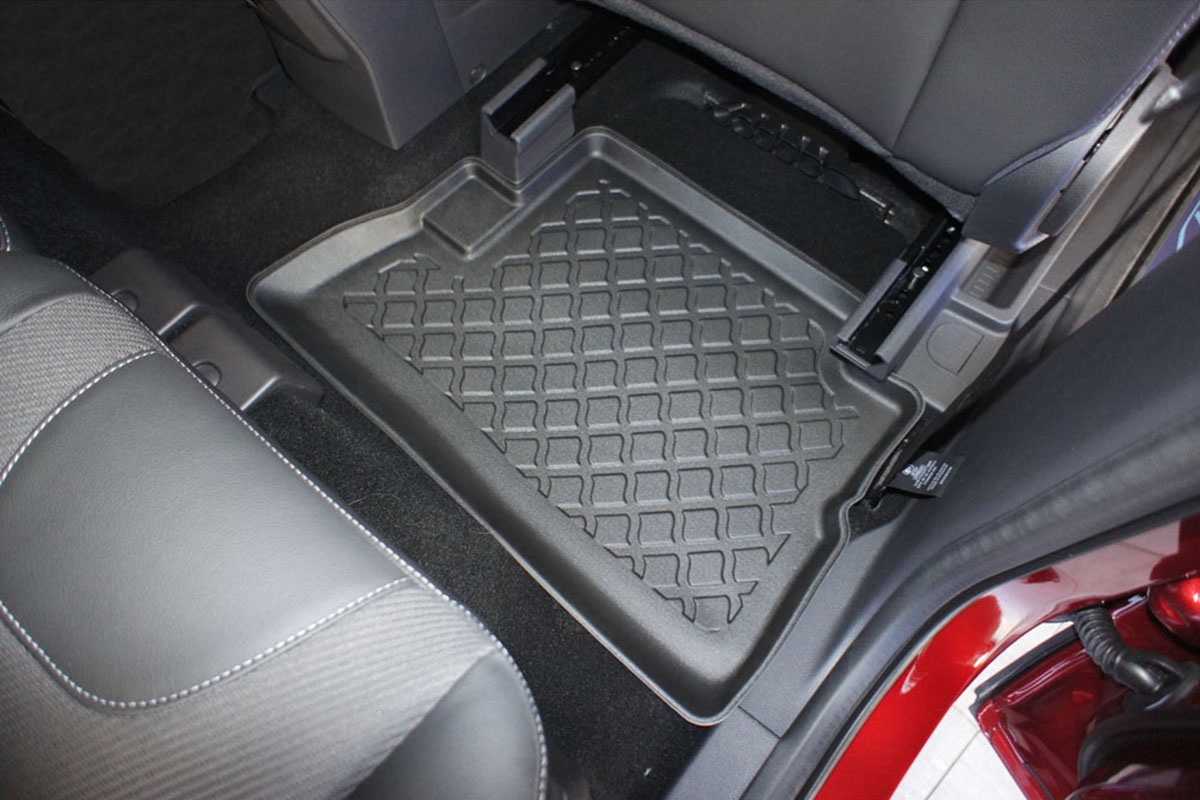 Guminiai kilimėliai Ford Kuga II (2013-2019) su borteliais - Image 2