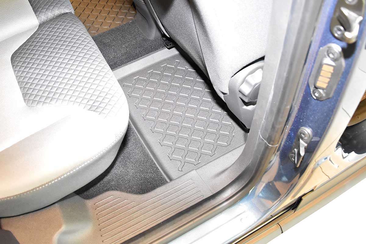 Guminiai kilimėliai Ford Tourneo Courier 2014➝ 5 vietų su borteliais - Image 2