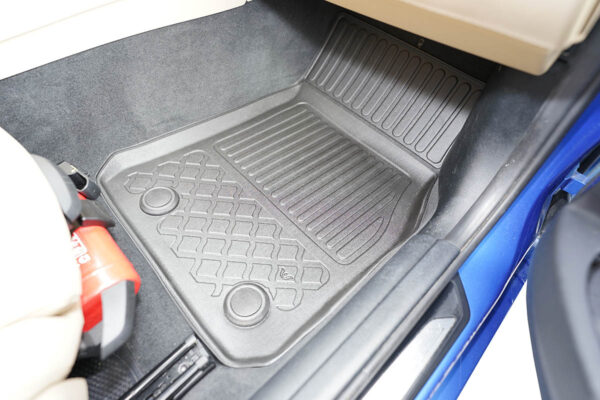 Guminiai kilimėliai BMW 3 serija F30 F31 (2011-2019) xDrive su borteliais - Image 6