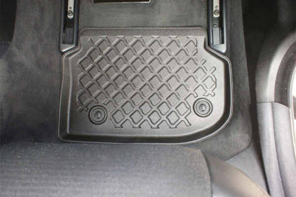 Guminiai kilimėliai BMW 5 serija F10 F11 (2010-2013) xDrive su borteliais - Image 2