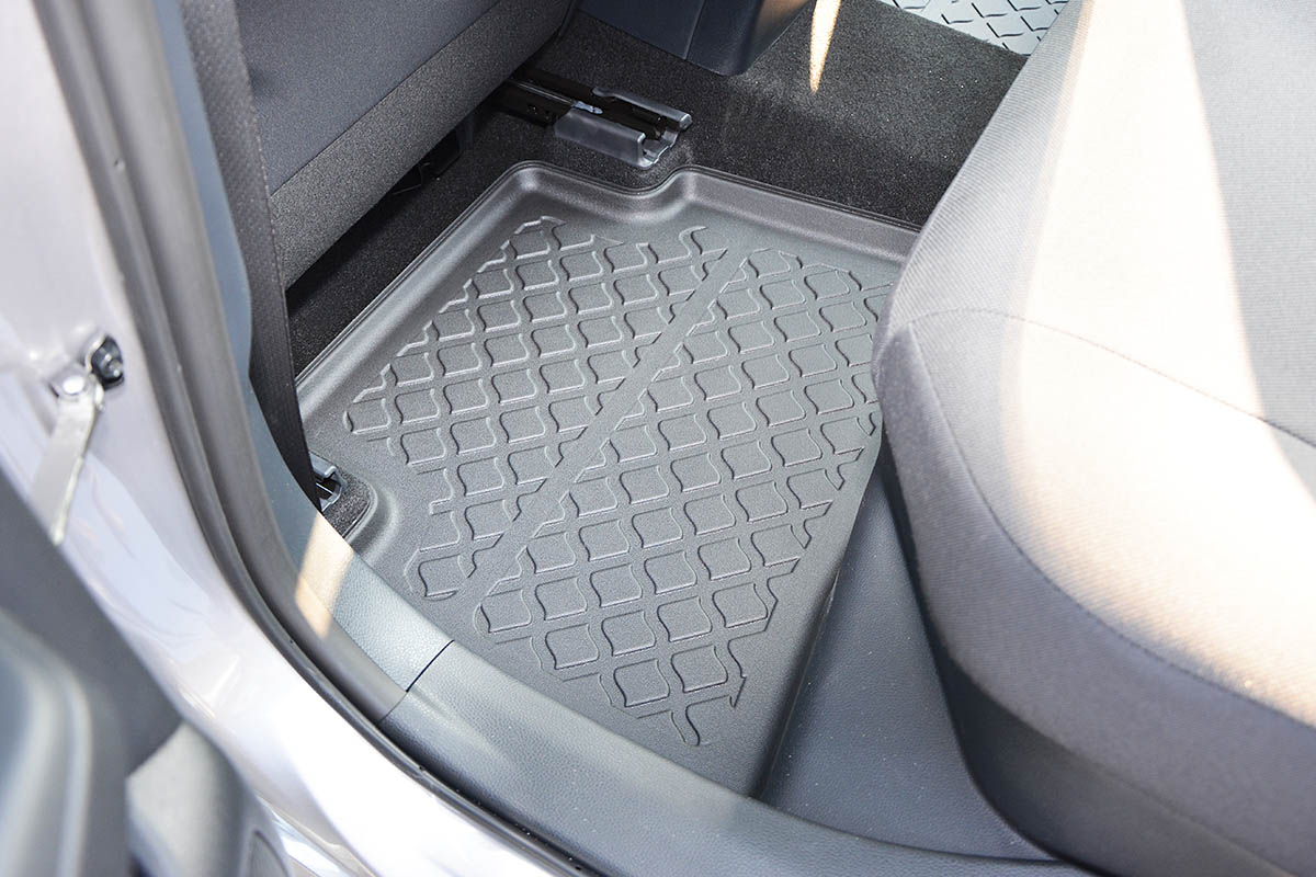 Guminiai kilimėliai Toyota Corolla E210 2019➝ Sedanas/Universalas su borteliais - Image 5