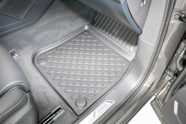 Guminiai kilimėliai Volkswagen Touareg III 2018➝ su borteliais - Image 7