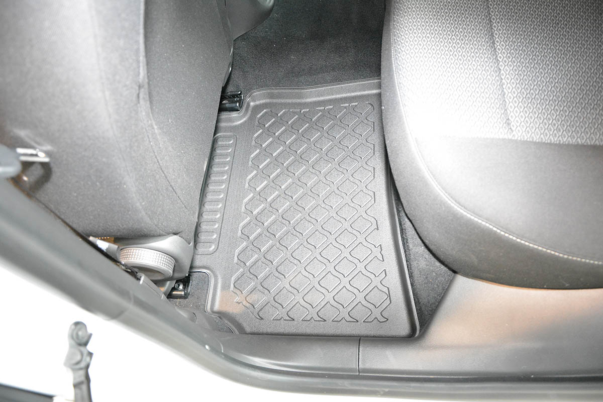 Guminiai kilimėliai Opel Insignia B 2017-2022 su borteliais - Image 4