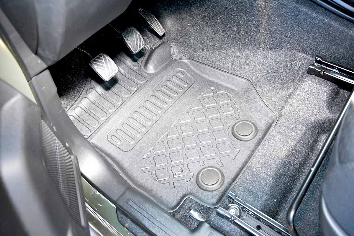 Guminiai kilimėliai Suzuki Jimny 2018➝ su borteliais - Image 6