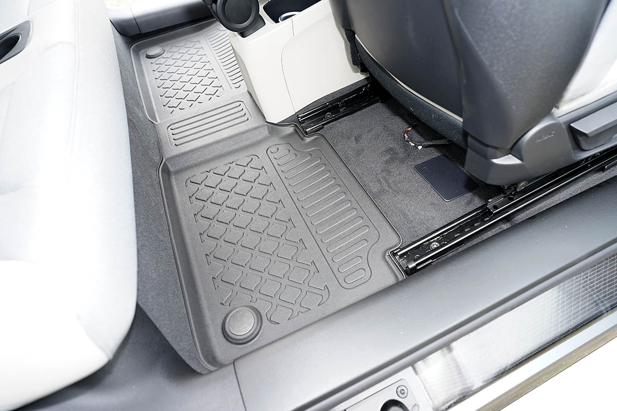 Guminiai kilimėliai BMW i3 2013➝ su borteliais - Image 3