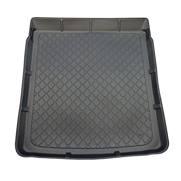 Modelinis bagažinės kilimėlis Volkswagen Passat B6/B7 (2005-2014) Sedanas paaukštintais kraštais