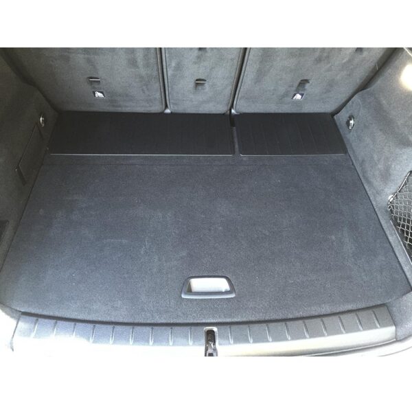 Modelinis bagažinės kilimėlis BMW 2 serija U06 (2021➝) Active Tourer paaukštintais kraštais (Stumdomos galinės sėdynės) - Image 3