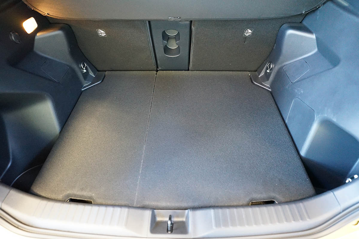 Modelinis bagažinės kilimėlis Toyota Yaris Cross (2021➝) paaukštintais kraštais - Image 6