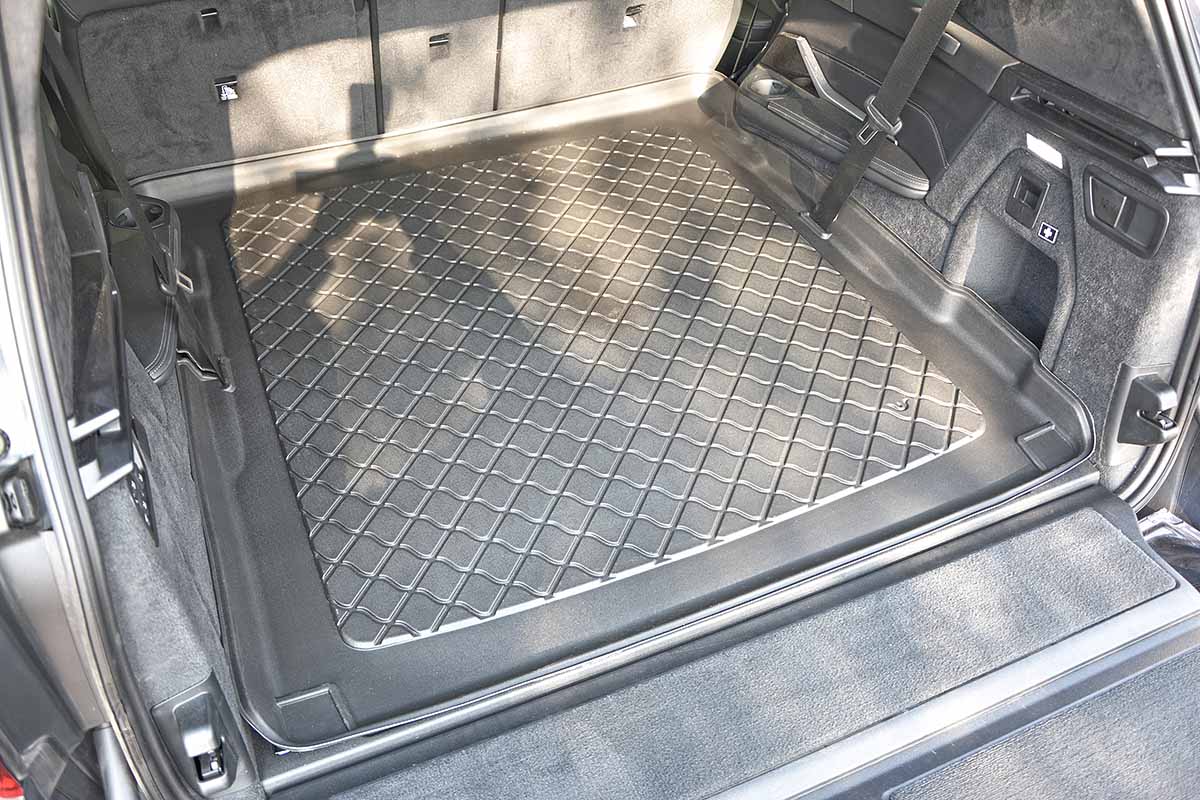 Modelinis bagažinės kilimėlis BMW X7 G07 (2019➝) Xdrive, 7 vietų paaukštintais kraštais - Image 6
