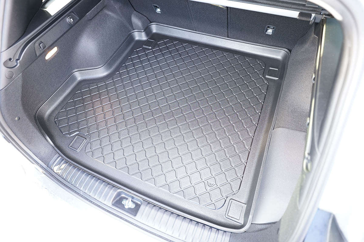 Modelinis bagažinės kilimėlis Kia Ceed III (2020➝) Universalas Hybrid paaukštintais kraštais - Image 4