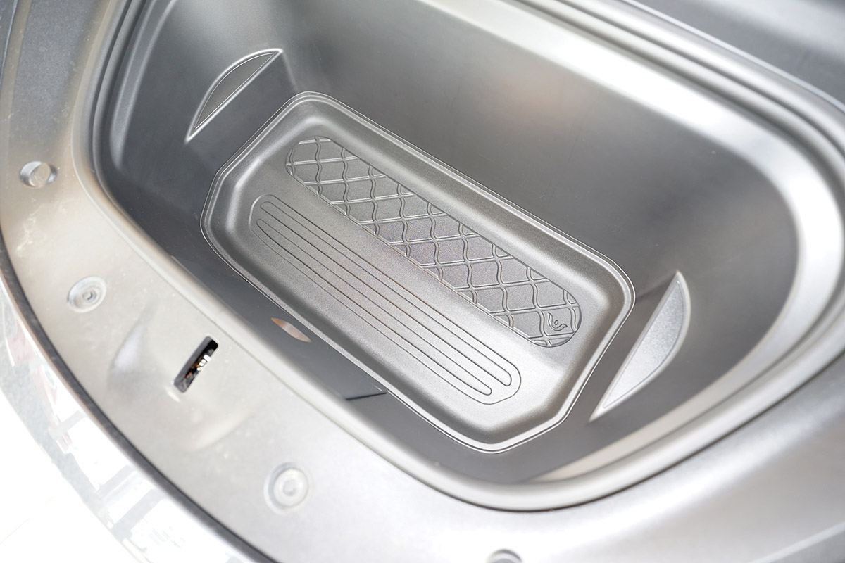 Modelinis bagažinės kilimėlis Tesla Model Y (2020➝) priekinis paaukštintais kraštais - Image 4