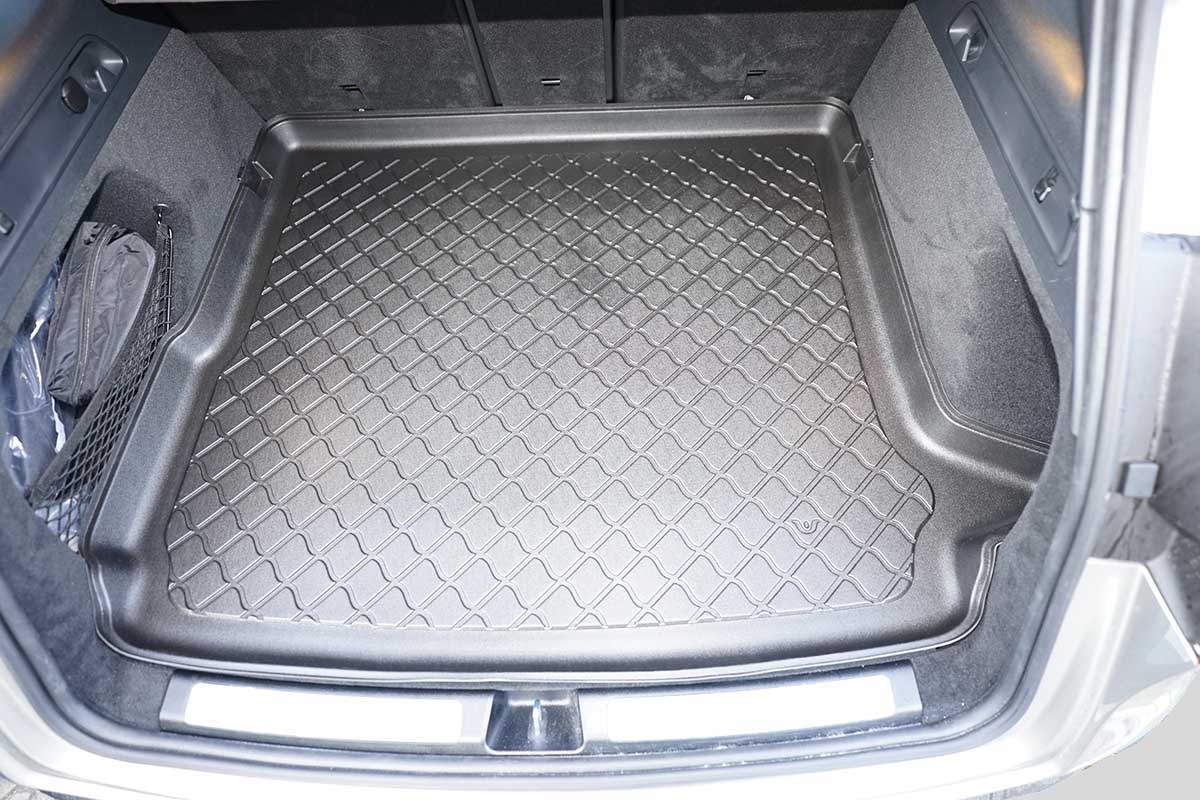 Modelinis bagažinės kilimėlis Mercedes EQC (2019➝) paaukštintais kraštais - Image 3