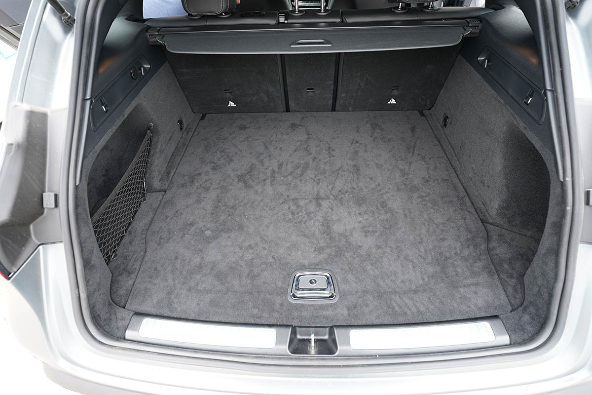 Modelinis bagažinės kilimėlis Mercedes EQC (2019➝) paaukštintais kraštais - Image 6