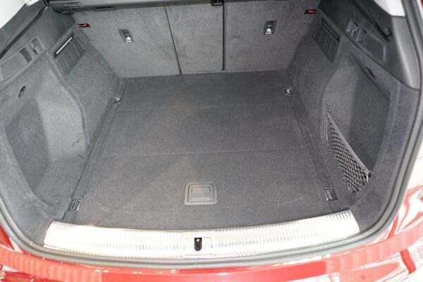 Modelinis bagažinės kilimėlis Audi Q5 II (2017-2024) paaukštintais kraštais - Image 2