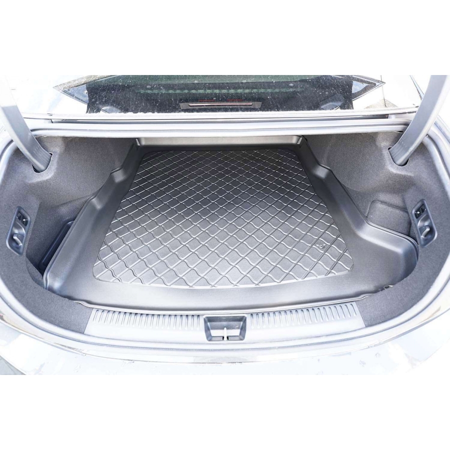 Modelinis bagažinės kilimėlis Mercedes E-Klasė W214 sedanas Plug-in Hybrid - Image 3