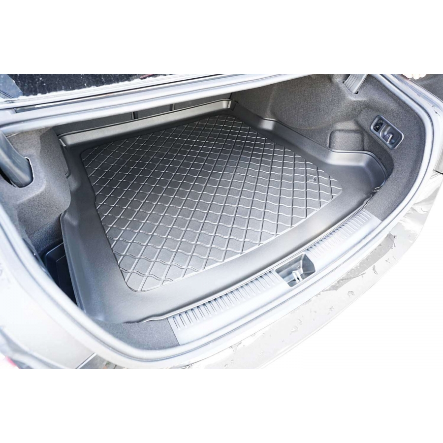 Modelinis bagažinės kilimėlis Mercedes E-Klasė W214 sedanas Plug-in Hybrid - Image 4