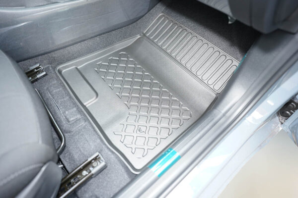 Modeliniai guminiai kilimėliai Hyundai Elantra (2021→) Su borteliais - Image 3